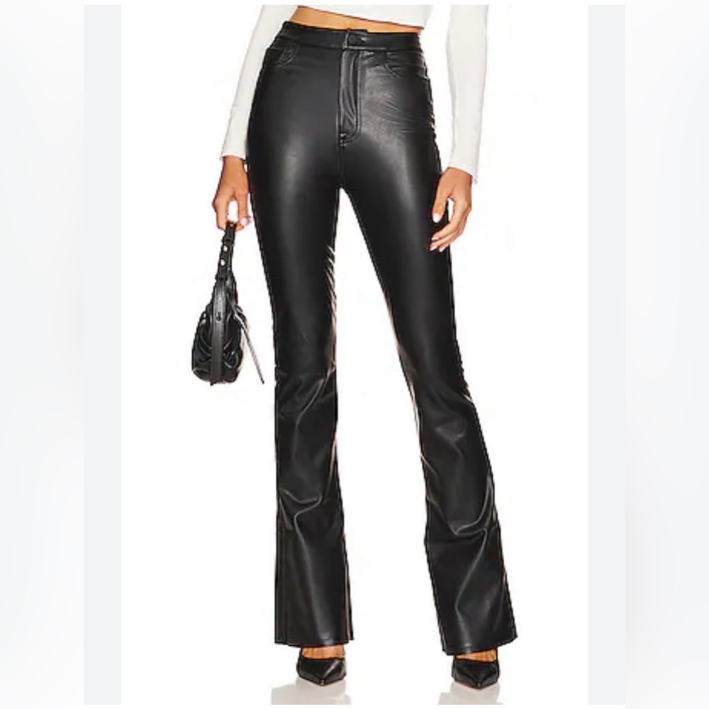 7 For All Mankind Super Stretch Faux Leather Skinny Boot in Black size 32